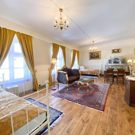 Baznicas Ielas Apartamenti Kuldīga Екстериор снимка